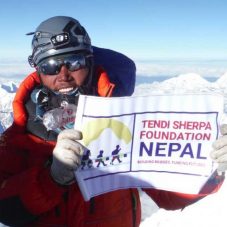Tendi-Summit